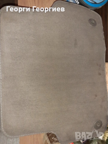 Оригинални задни мокетени стелки, Audi A4 B6