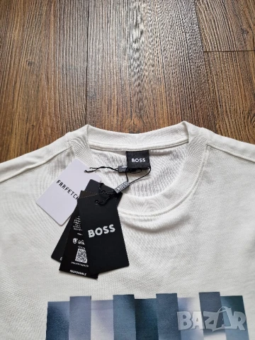 Страхотна мъжка тениска HUGO BOSS размер S/M , снимка 4 - Тениски - 50672649
