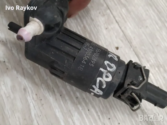Помпичка чистачки Opel Corsa D 1.3 CDTI , 55702893, снимка 3 - Части - 47347681