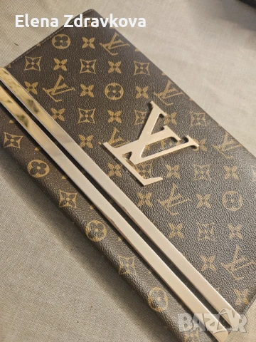 Дамска чанта тип клъч – стил Louis Vuitton