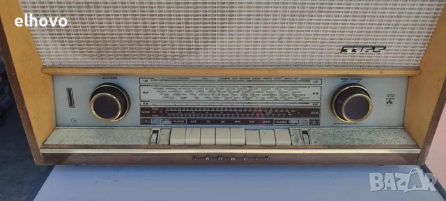Старо лампово радио Grundig 3365, снимка 3 - Антикварни и старинни предмети - 51101329