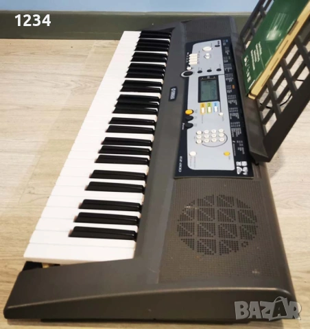 Синтезатор клавир YAMAHA EZ-200 с динамична светеща клавиатура 5 октави, снимка 2 - Синтезатори - 53599550