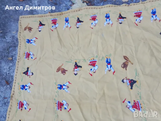 Голяма покривка бродерия , снимка 7 - Антикварни и старинни предмети - 47816268