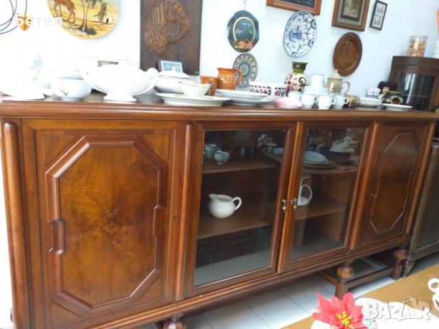  Vintage от 60-те, Italy, Естествено дърво махагон салонен бюфет, снимка 2 - Други - 27659923
