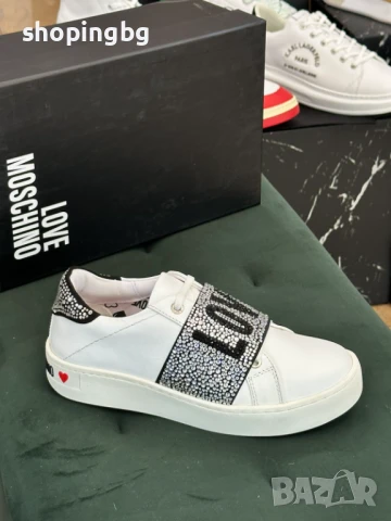 Дамски бели кецове с камъни и голям надпис Love много ефектни 239 лв., снимка 2 - Кецове - 51061382