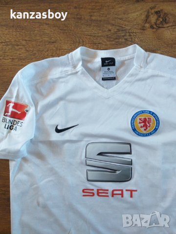 Nike eintracht braunschweig - страхотна мъжка тениска 