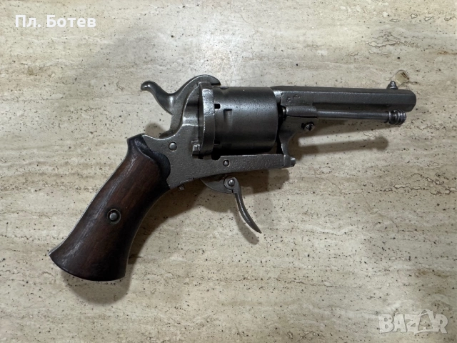 Стар револвер, пистолет