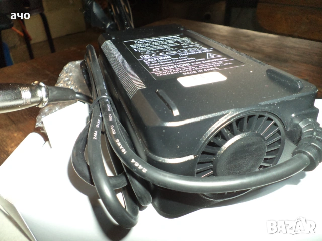 НОВО-зарядно за инвалидни скутери-24 волта 5 ампера, снимка 2 - Инвалидни скутери - 53244622