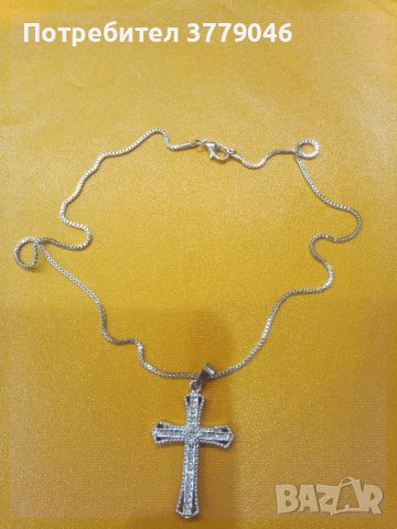 Колие кръст с кристали , снимка 2 - Колиета, медальони, синджири - 44025359