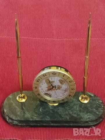 Часовник оргнайзер за бюро, световен часовник. 
