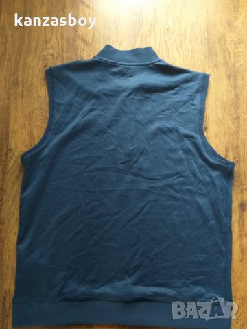 under armour - страхотен мъжки елек КАТО НОВ, снимка 10 - Спортни дрехи, екипи - 35019396