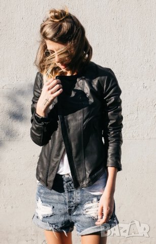 Volcom дамско кожено яке