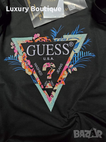 Дамска тениска Guess, снимка 1 - Тениски - 44894527