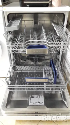 Съдомиялна SIEMENS  60см, снимка 3 - Съдомиялни - 49213197