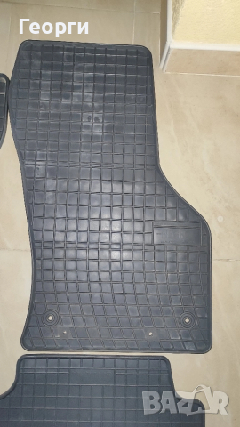 Гумено-каучукови стелки Frogum за Пасат б8 - противопъзгащи, като нови., снимка 3 - Аксесоари и консумативи - 52333284