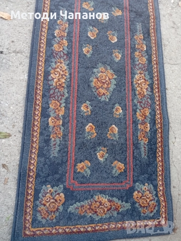 Персийски килим тип пътека. 