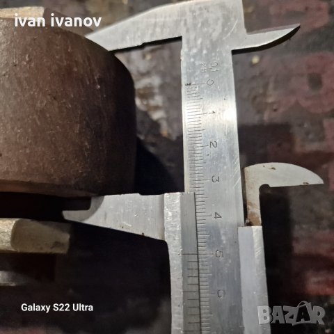 Масивна Ролка с 2 Лагера, снимка 2 - Други машини и части - 44105881