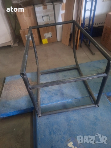 Метална стойка за 208 литрови метални варели