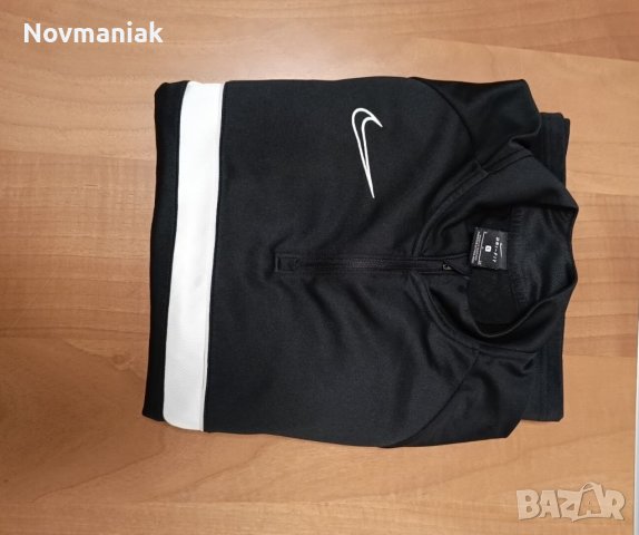 Nike-Много Запазена, снимка 18 - Блузи - 43487601