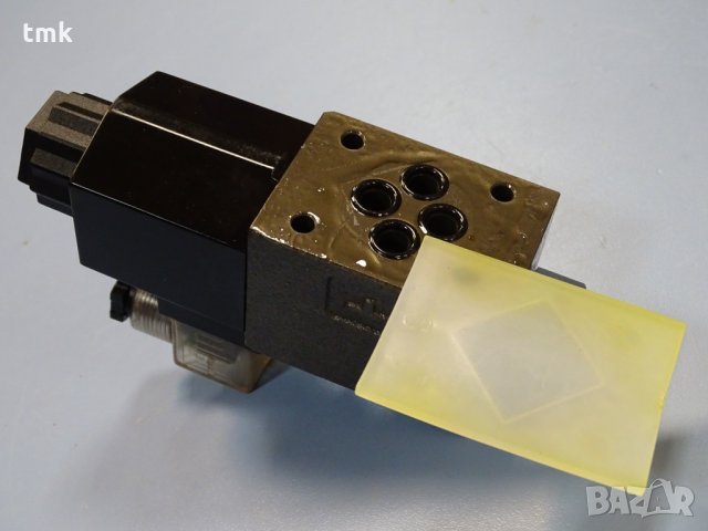 хидравличен разпределител YUKEN DSG-01-2B8-D24-N1-50, снимка 8 - Резервни части за машини - 35032884