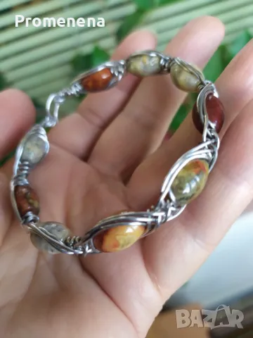 Ръчна изработка Гривна от естествени кристали и тел, снимка 16 - Гривни - 48504135