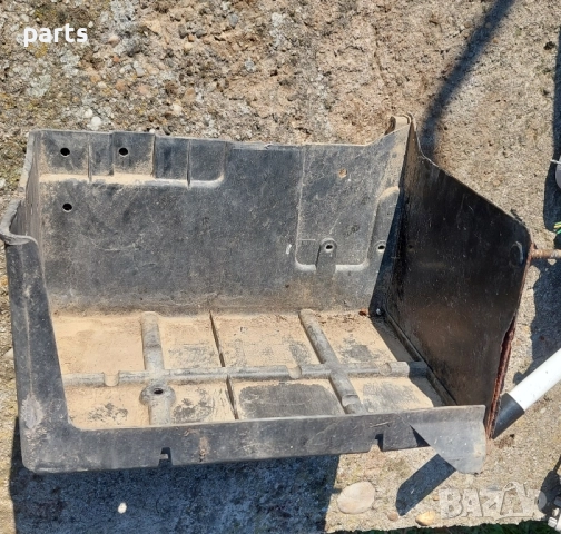 Стойка Акумулатор Пежо Партнер - Ситроен Берлинго, снимка 5 - Части - 52371566