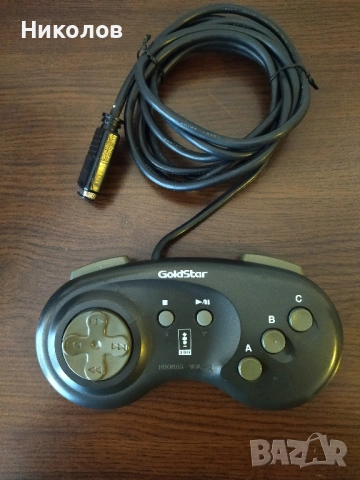 Продавам джойстик за конзола Panasonic 3DO