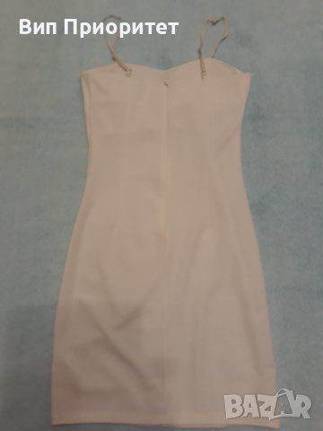 Малка бяла рокля къса с презрамки- регулируеми, сребристи орнаменти , вградени подплънки на бюста , снимка 16 - Рокли - 37476594