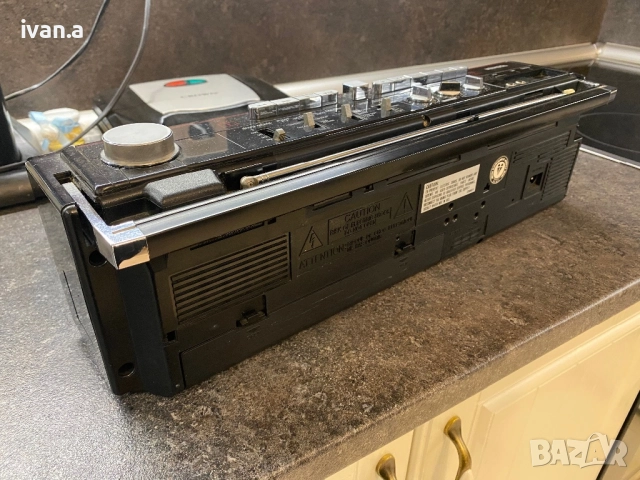 Toshiba RT-8055, снимка 4 - Радиокасетофони, транзистори - 51812224