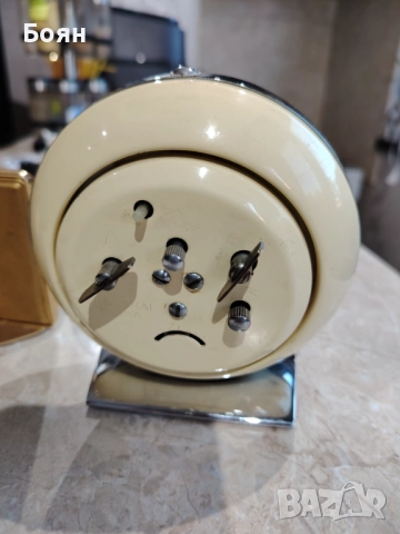 Два ретро часовника, снимка 4 - Антикварни и старинни предмети - 51521350