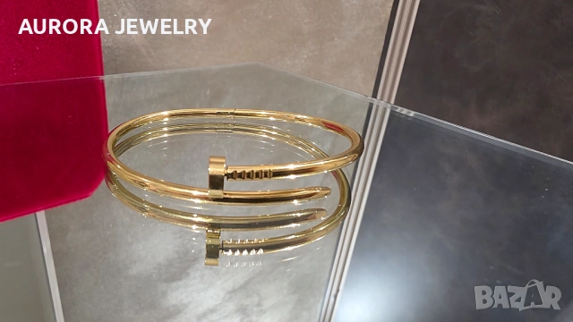 CARTIER Nail Gold Juste un Clou Small Model Унисекс Гривна Пирон, снимка 2 - Гривни - 53169829