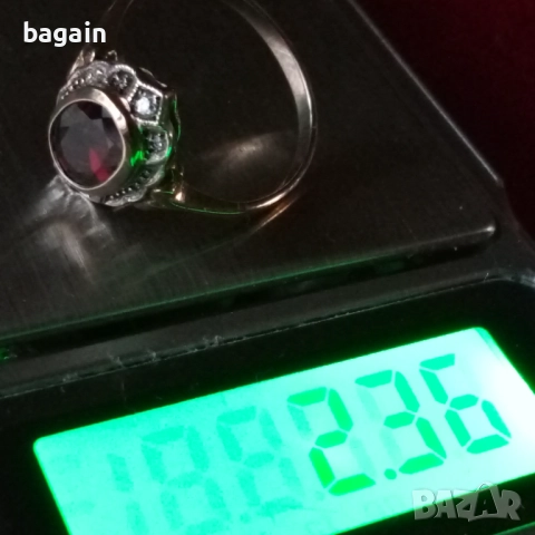 Пръстен с голям гранат и циркони. Сребро с позлата., снимка 5 - Пръстени - 52970022