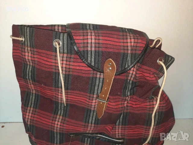 Непромокаема туристическа раница , снимка 2 - Екипировка - 53078173