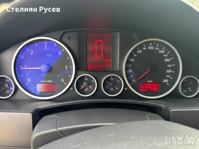 VW Touareg 3.0 TDI V6 hp FACELIFT , снимка 11 - Автомобили и джипове - 48343800