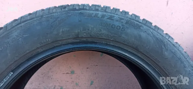 Зимни BRIDGESTONE BLIZZAK LM005 215/55/17, DOT 2019., снимка 3 - Гуми и джанти - 48382893