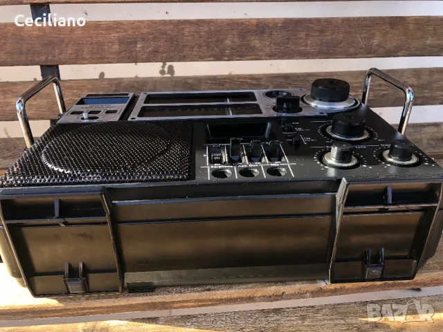 Колекционерски Радиоапарат Orbiter 7000 (Japan)- много запазен и работещ много добре! Видео, снимка 9 - Радиокасетофони, транзистори - 48888559