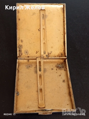 Стара рядка табакера сребрист цвят от соца за КОЛЕКЦИЯ ДЕКОРАЦИЯ 51092, снимка 4 - Други ценни предмети - 51745957