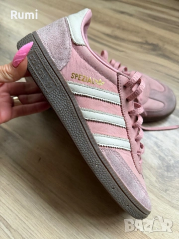 Оригинални класически adidas Handball Spezial W! 39 н, снимка 2 - Маратонки - 52188320