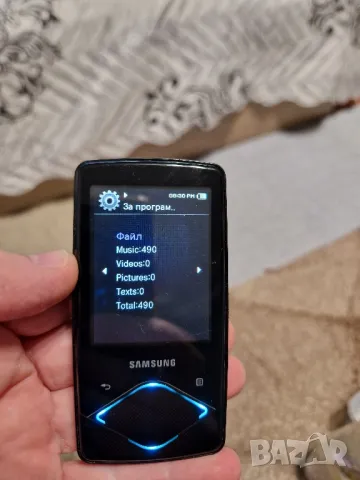 Мултимедиен плеър Samsung YP-Q1 - 4 GB , снимка 7 - MP3 и MP4 плеъри - 47618536