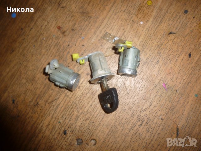3 бр. ключалки с ключ за Сузуки Витара-къса база, снимка 2 - Части - 44002121