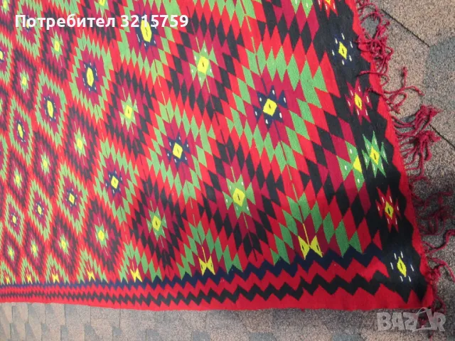 1860 рядък Тетевенски вълнен килим,модел Софрата двулицев 4.20 х 2.30м., снимка 12 - Антикварни и старинни предмети - 48387774