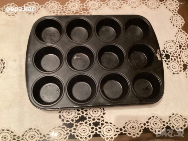 Тава с формички за мъфини 12 бр KAIZER  Немска