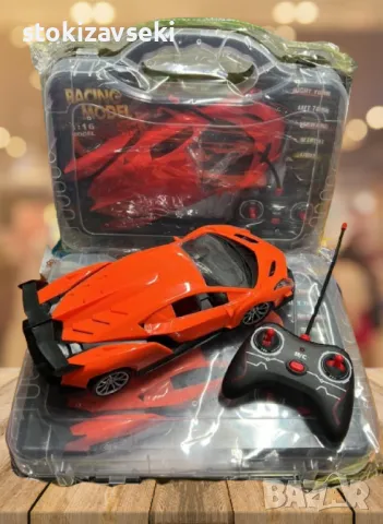 Класическа кола 1:16, с дистанционно управление, в куфар, снимка 1