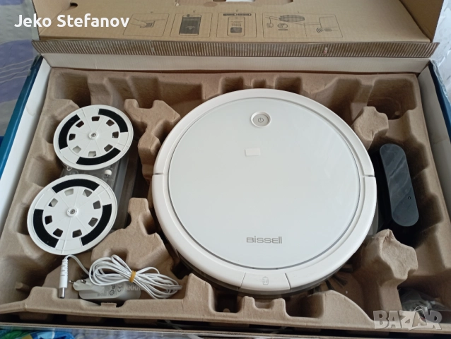 Продавам робот BISSEL ROBOT  много запазен  