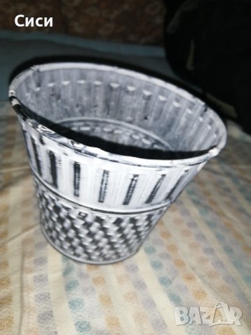 Декоративна метална кофичка