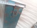 Метална кутия, снимка 1 - Антикварни и старинни предмети - 43968630