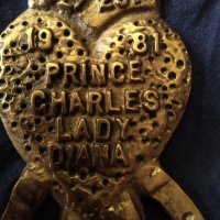 сувенирна бронзова лъжица, снимка 3 - Антикварни и старинни предмети - 26625695