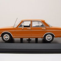 Audi 100 1969 - мащаб 1:43 на Minichamps моделът е нов в PVC дисплей-кейс, снимка 3 - Колекции - 43034908
