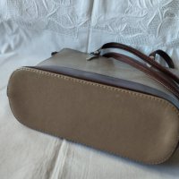 ЗА ЦЕНИТЕЛИ Естествена кожа италианска дамска чанта, снимка 5 - Чанти - 38080041
