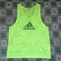 Adidas мрежест потник, снимка 1 - Спортни дрехи, екипи - 44892421